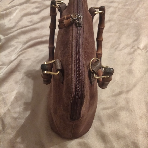 Gucci Bamboo Handbag 👜 with strap - Picture 2 of 8